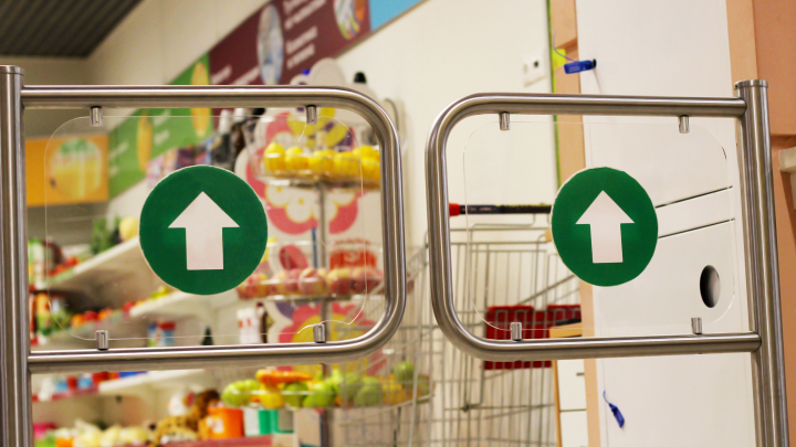 Deterrent Screen as Your First Line of Defense Against Theft