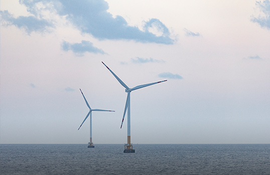 Offshore wind plant