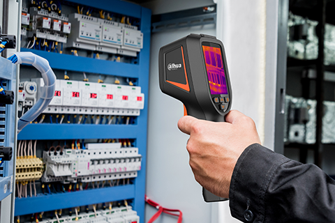 Visualize Industrial Inspection with Dahua Thermal Handheld Thermography Camera